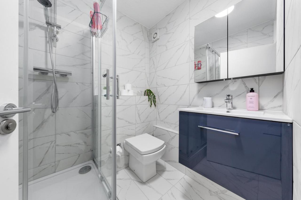 Apartament Sleep14 In Victoria London 43Vpr Zewnętrze zdjęcie
